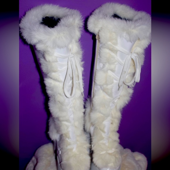 White Platform Boots - Picture 4 of 9